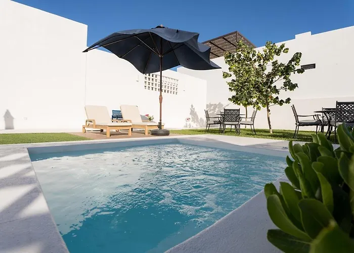 Cabo San Lucas House, 2bedroom, 2bathrooms,pool, Rooftop Views *
